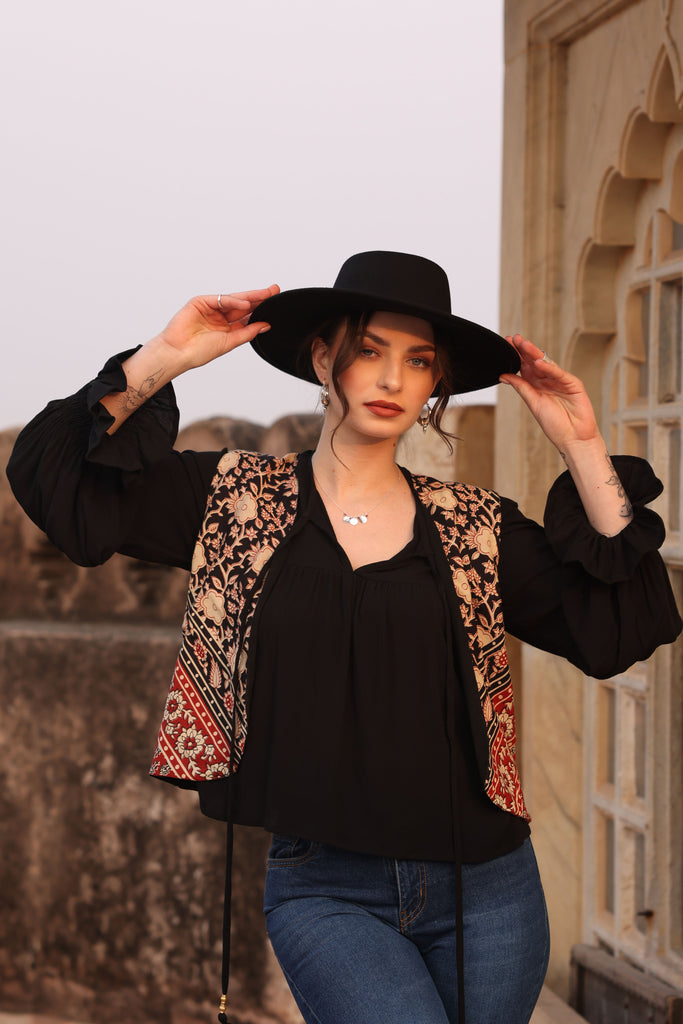 Nova Gilet Aya Red Blockprint